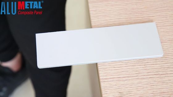 1220MM ACM 외부 방화 효력이 있는 알루미늄 합성 패널 4MM 가벼운 항균 SGS